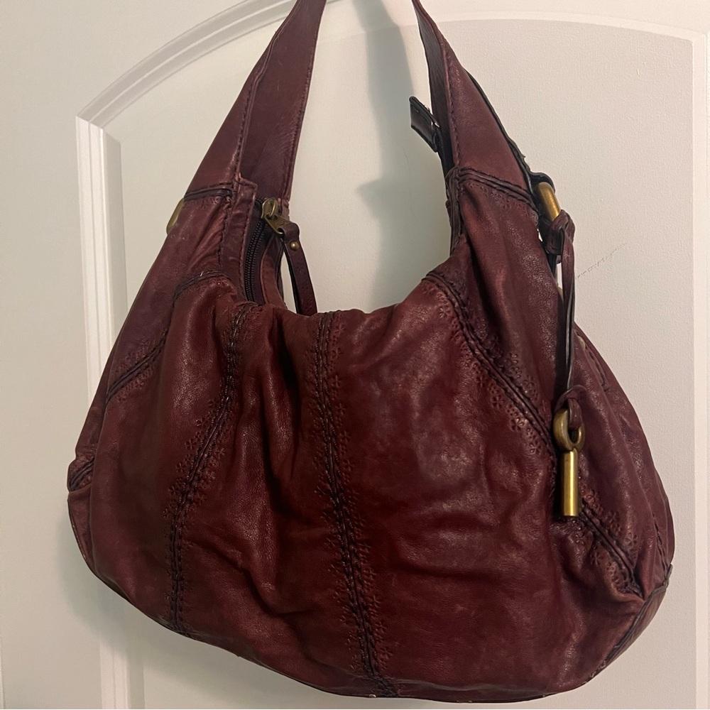 Vintage Fossil Genuine Red Leather Purse